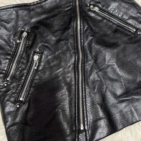 Blank NYC zippered detail skirt size 26 - Picture 2 of 4